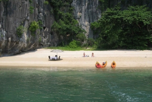 Bai Tu Long Bay 2 Day 1 Night Cruise