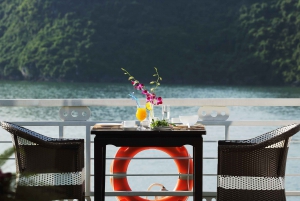 Bai Tu Long Bay: 2-Day 5-Star Cruise with Kayak