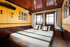 Swan Cruises Bai Tu Long Bay : 2 Days 1 Night