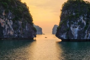 Impresionantes excursiones al atardecer en la bahía de Lan Ha 2024 desde la isla de Cat Ba