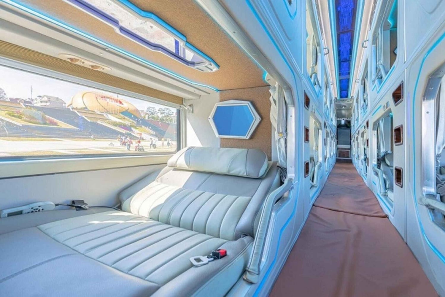 CABIN BUS, SLEEPING BUS & PRIVATE CAR DA LAT - HO CHI MINH