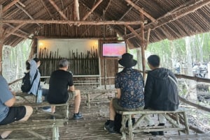 Excursion d'une journée à Can Gio : singes, crocodiles, canoë et déjeuner de fruits de mer