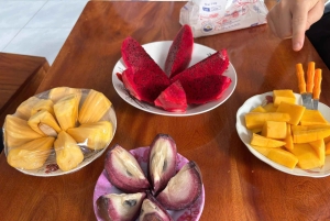 Can Tho: Floating Market, Cacao & Canals with French Guide