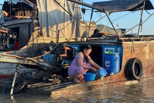 Can Tho: Floating Market, Cacao & Canals with French Guide