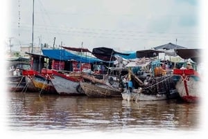 Can Tho: escursione di un giorno in yacht di lusso sul fiume Hau con pranzo