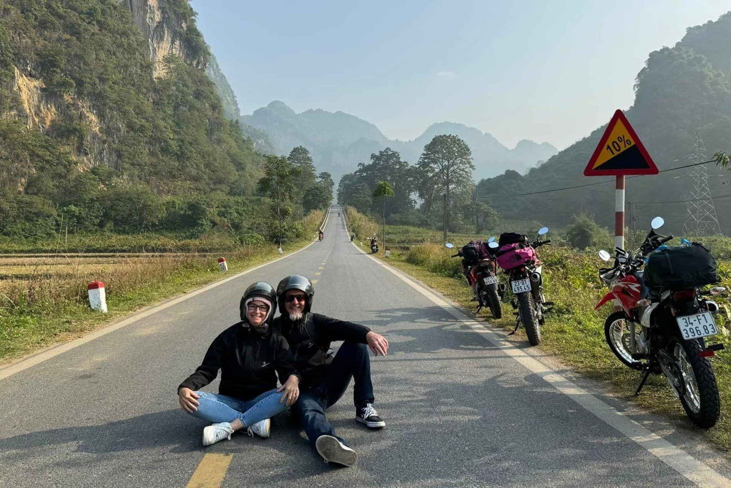 Cao Bang: Ban Gioc Waterfall Full-Day With Local Guide