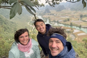 Cao Bang: Ban Gioc Waterfall Full-Day With Local Guide