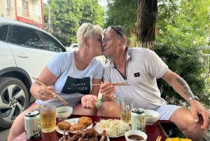 Cao Bang City: Walking Food Tour with 7+ Tastings