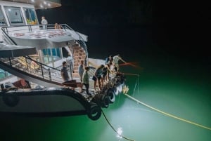 Cat Ba: Crucero de 2 días por la bahía de Lan Ha con actividades y comidas