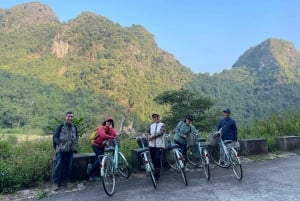 Cat Ba: Full Day Cat Ba Park Trek, Viet Hai & Boat Tour