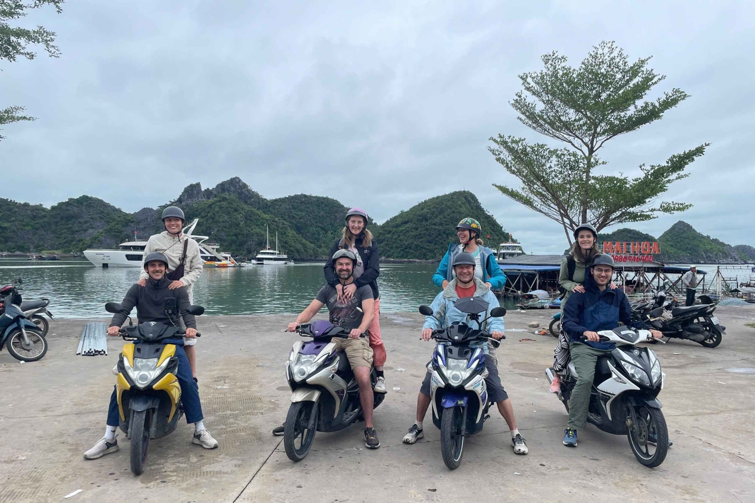 Cát Bà: Guided Motorbike Tour with Lunch & Boat Ride