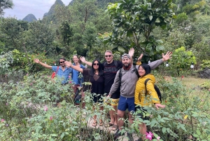 Cát Bà: Guided Motorbike Tour with Lunch & Boat Ride