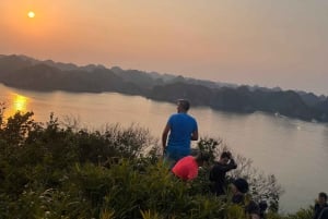 Cat Ba : sortie en kayak et plancton bioluminescent dans la baie de Lan Ha