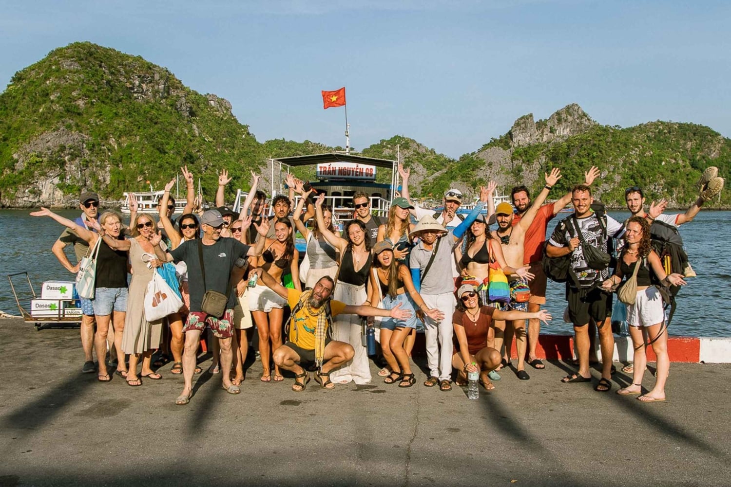 Cat Ba: Lan Ha & Ha Long Bay Kajak- och snorkel båttur
