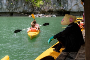 Cat Ba: Lan Ha & Ha Long Bay Kajak- och snorkel båttur