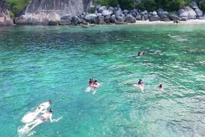 Île Cham : randonnée sous-marine et plongée