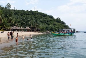 Cham Islands Snorkeling Tour by Speedboat : Hoi An/Da Nang