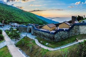 Z portu Chan May: do Złotego Mostu lub miasta Hoi An samochodem