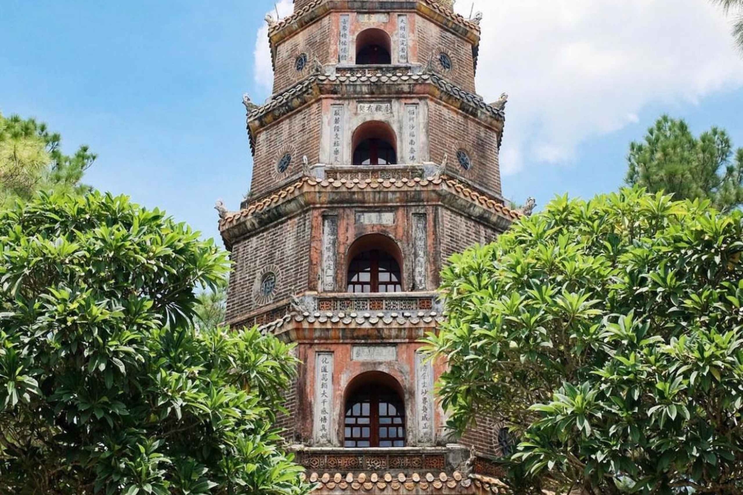 Chan May Port : Private Tagestour nach Hue/Hoi An/Goldene Brücke