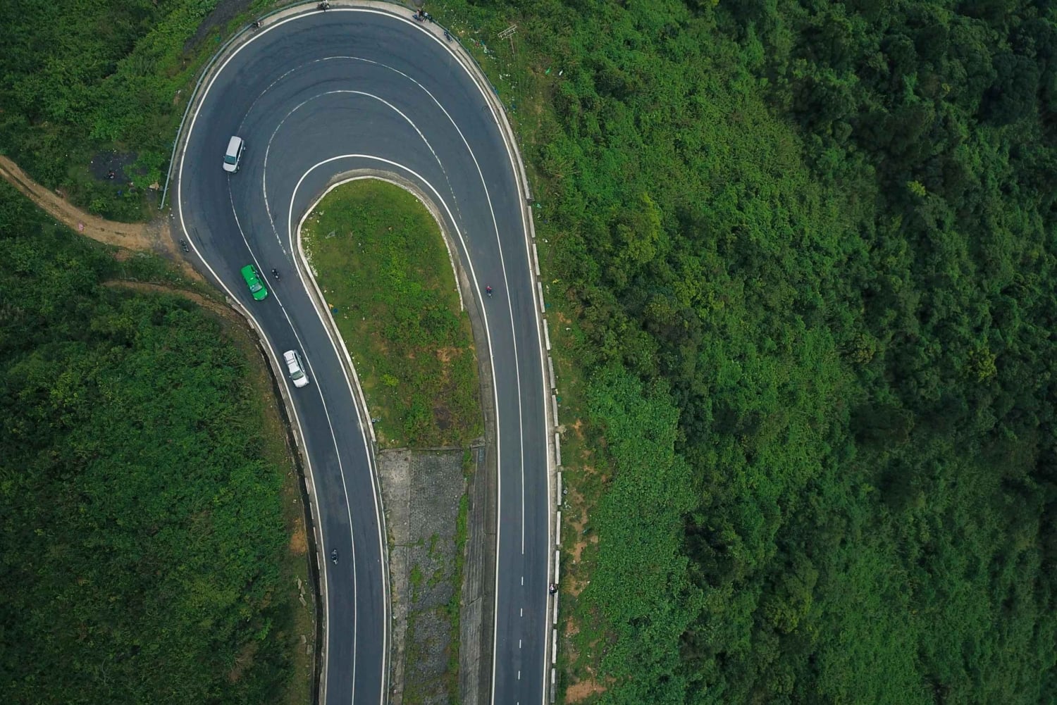 Puerto de Chan May : al Puente de Oro/Ciudad Imperial/Pueblo de Hoi An