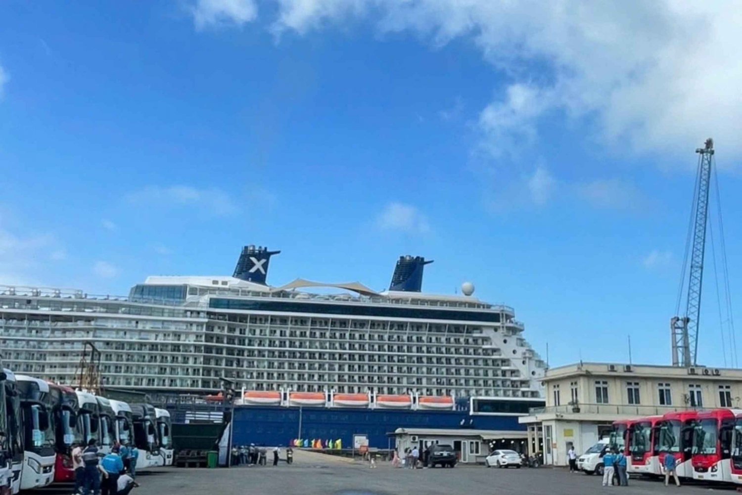 Porto de Chan May para a Cidadela de Hue e paragem para observação