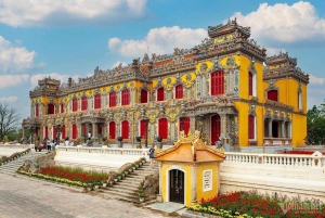 Du port de Chan May à la citadelle de Hue et aux arrêts touristiques