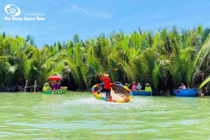 Jungle de cocotiers & bateau-panier & ville de Hoi An & lâcher de lanternes