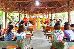 クチの地下道＆メコンデルタ ガイド付きツアー（ホテルへのお迎え付き）