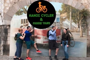 Cycling Tour in Hanoi Old Quarter & Red River Delta