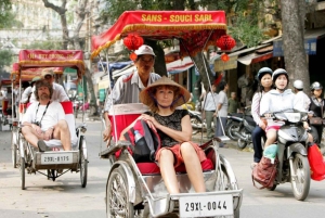 Tour en Cyclo por el Casco Antiguo de Hanoi y el Café de Huevo