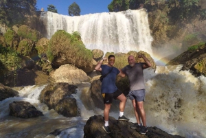 DALAT TUR I LITEN GRUPP BESÖK VATTENFALL OCH LIVET PÅ LANDSBYGDEN