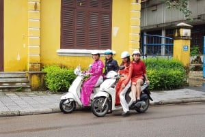 Da Nang: 3.5-Hour Food Tour by Motorbike with Driver