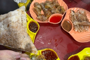 Da Nang City Street Food Private Tour With Local Students