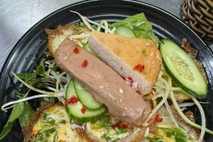 Da Nang City Street Food Private Tour With Local Students