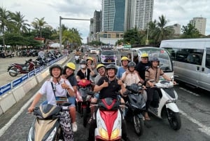 Da Nang City Street Food Private Tour With Local Students