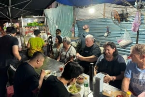 Da Nang City Street Food Private Tour With Local Students