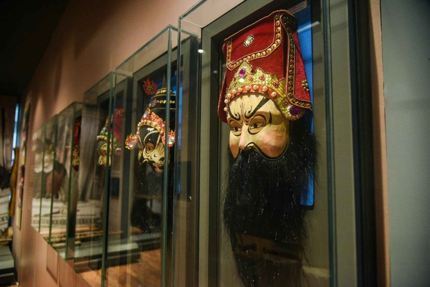 Da Nang Culture: History Museum, Local Cafe & Michelin Lunch