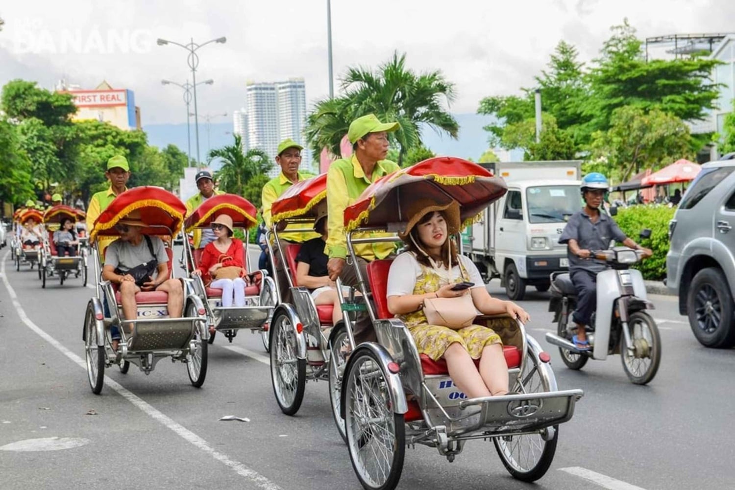 Da Nang: Privat tur i cykelrickshaw med Michelin-mad