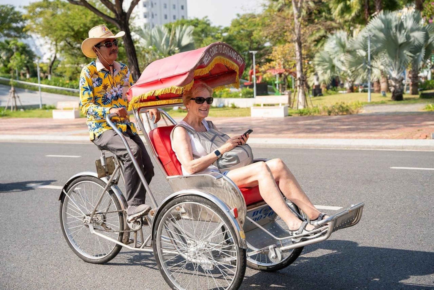 Da Nang: Privat tur i cykelrickshaw med Michelin-mad