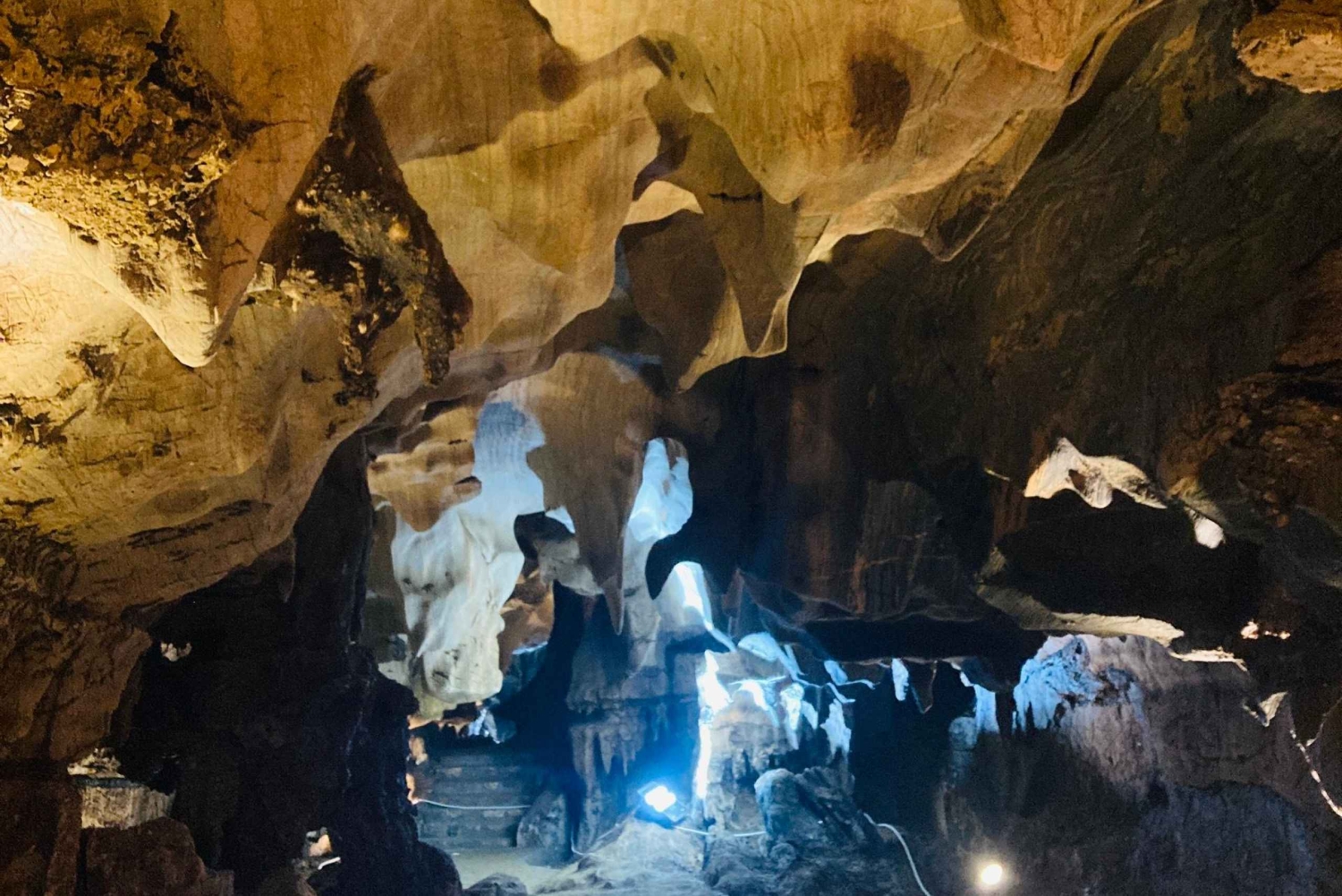 Da Nang: excursión a la Puerta del Cielo de Dong Giang con almuerzo incluido.