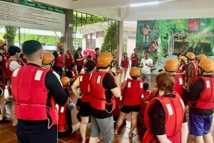 Da Nang: Privat omvisning med rafting og zipline (lunsj)