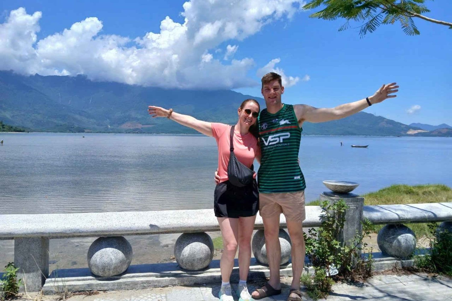 Da Nang: Hai Van-pas & Marble Mountain-trip - Engelstalige chauffeur