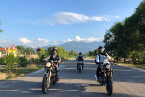Da Nang: Hai Van Pass Private Guided Tour by Motorbike