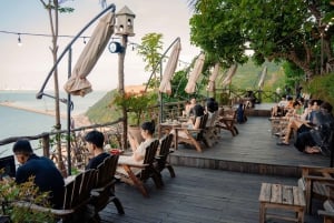 Da Nang: Hai Van Pass Sunrise Tour with Breakfast & Coffee