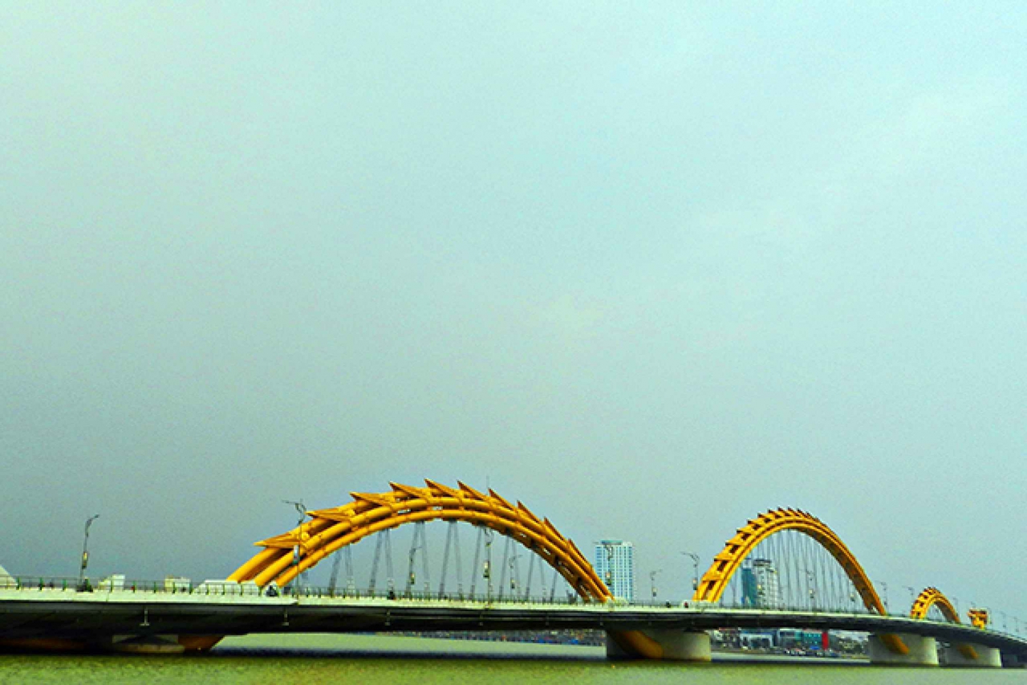 Da Nang - Half-Day Museums and Bridges Tour