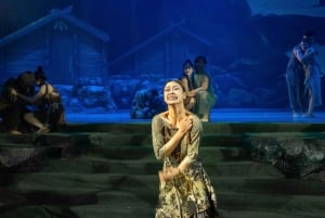 Da Nang: Han-joen illallisristeily ja Tiên Sa -esitys