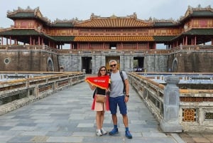DaNang/Hoi An: Hue Citadel via Hai Van Pass Small Group Tour