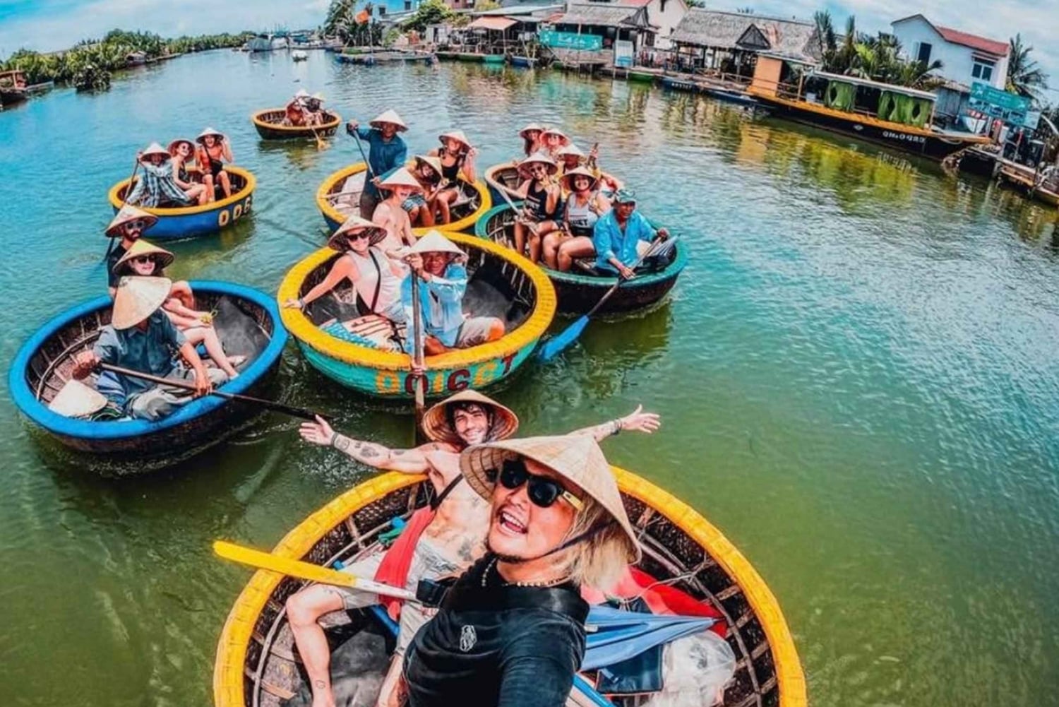 Da Nang/Hoi An: Market Tour, Basket Boat Ride, Cooking Class