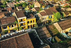 DA NANG: HOI AN KIERTOAJELU -KOOKOSPÄHKINÄ VIIDAKKO- VAPAUTTAA KUKKA LYHTYJÄ