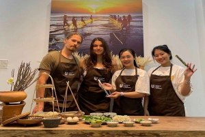 Da Nang: Lokal marknadsresa med hemtrevlig matlagningskurs